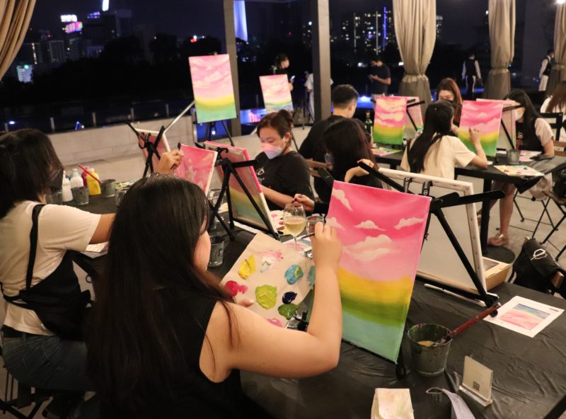 happy-field-painting-art-event-fun-art-class-kl-tower-view-hotel-wine-night-out